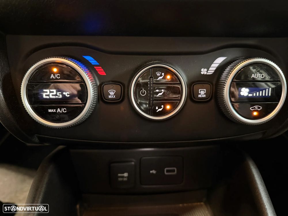 Fiat Tipo Station Wagon Cross 1.0 GSE T3 Cross - 24