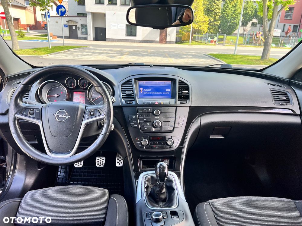 Opel Insignia - 35