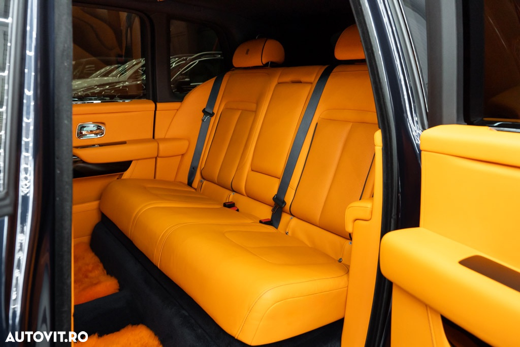 Rolls-Royce Cullinan Standard - 19