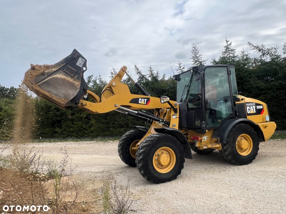 Caterpillar ŁADOWARKA CAT 906M 906 907 908 łyżka pług widły  Liebherr 506 Volvo L25 - 23