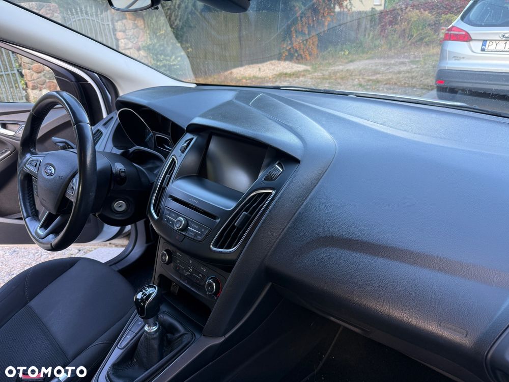 Ford Focus 1.5 TDCi Trend Sport - 17