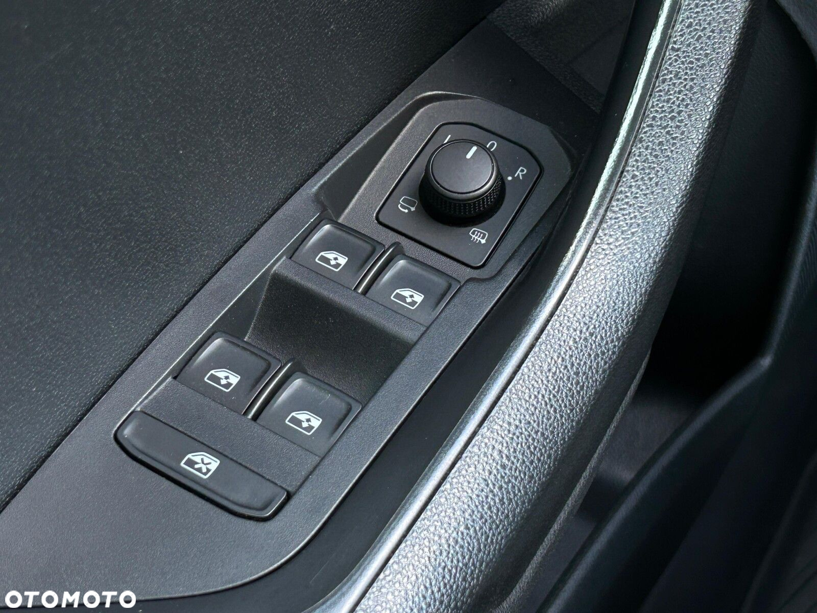 Skoda Karoq 1.5 TSI ACT GPF 4x2 Style DSG - 20