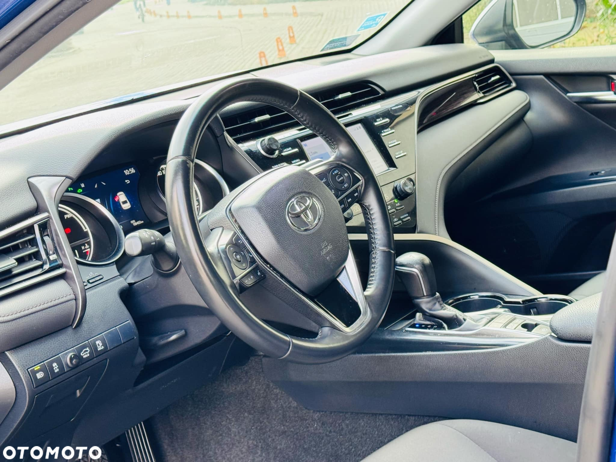 Toyota Camry 2.5 Hybrid Comfort CVT - 27