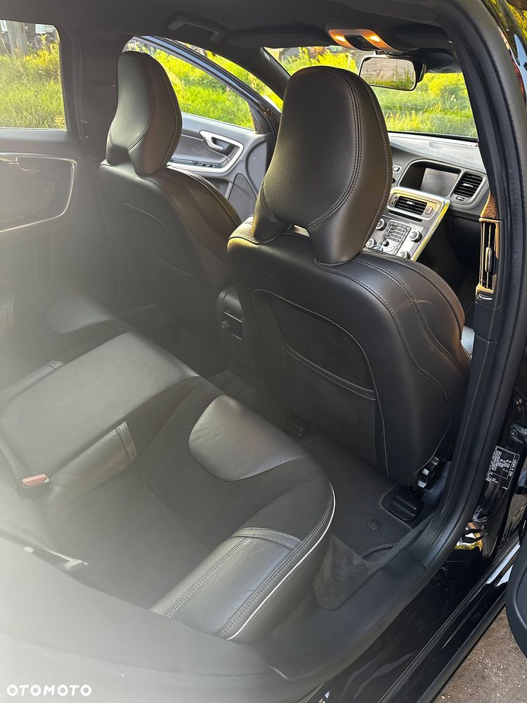 Volvo V60 - 11