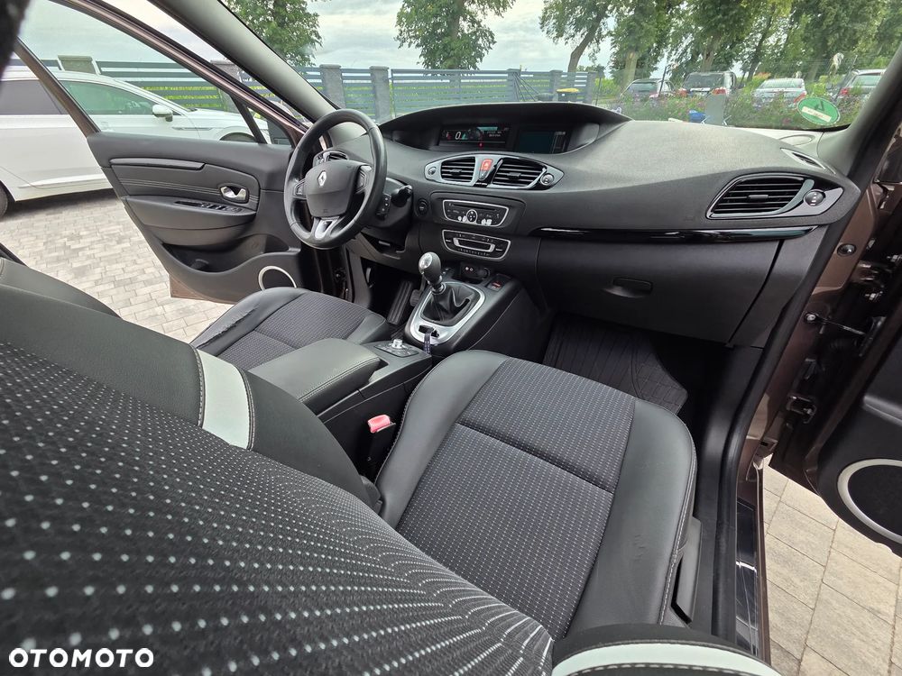 Renault Scenic dCi 130 FAP Dynamique - 14