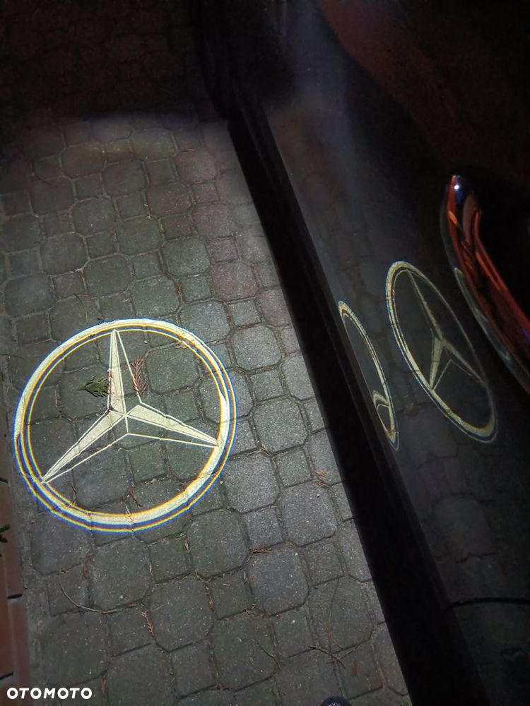 Mercedes-Benz GLC - 27