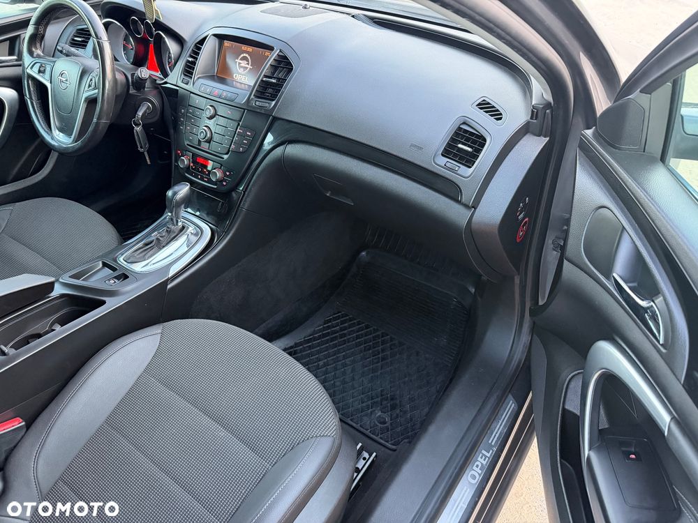 Opel Insignia 2.0 CDTI - 11