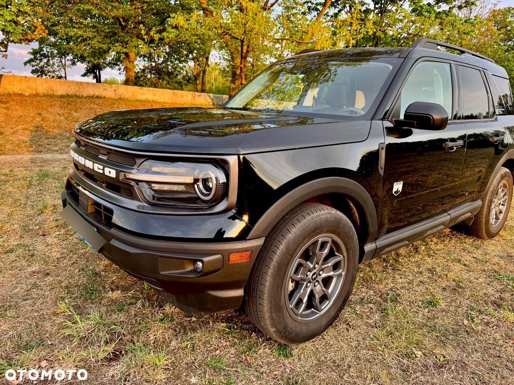 Ford Bronco - 8