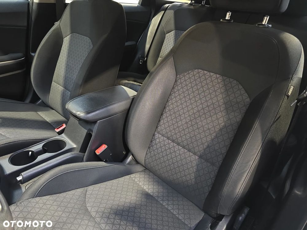 Kia Ceed 1.0 T-GDI S - 12
