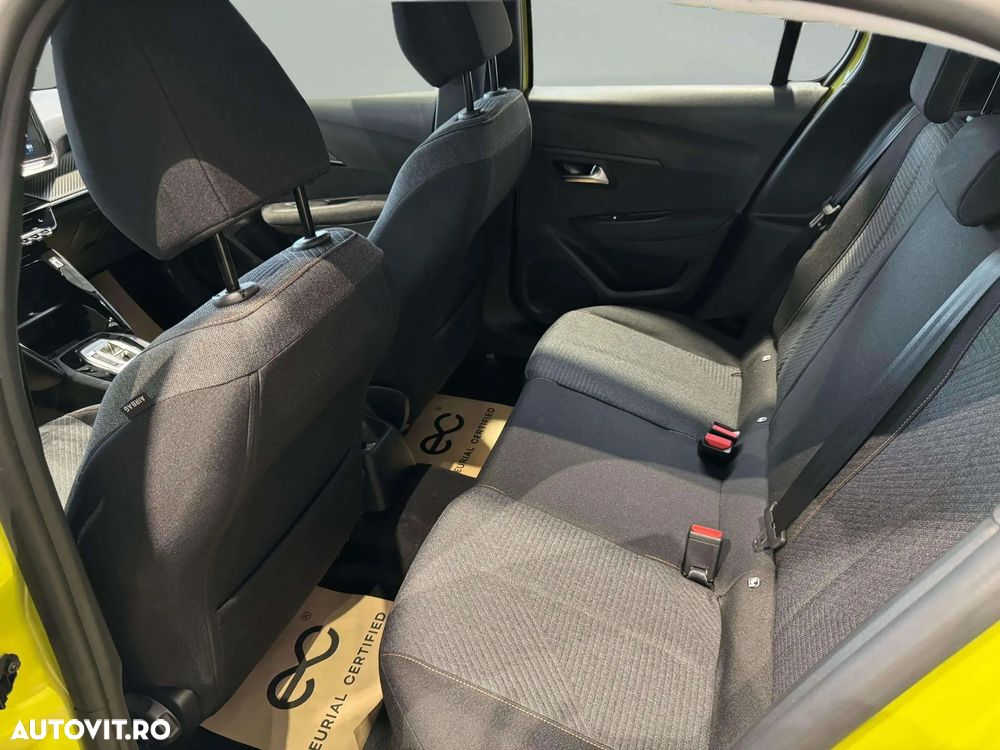 Peugeot 208 Hybrid 110 e-DSC6 Style - 13