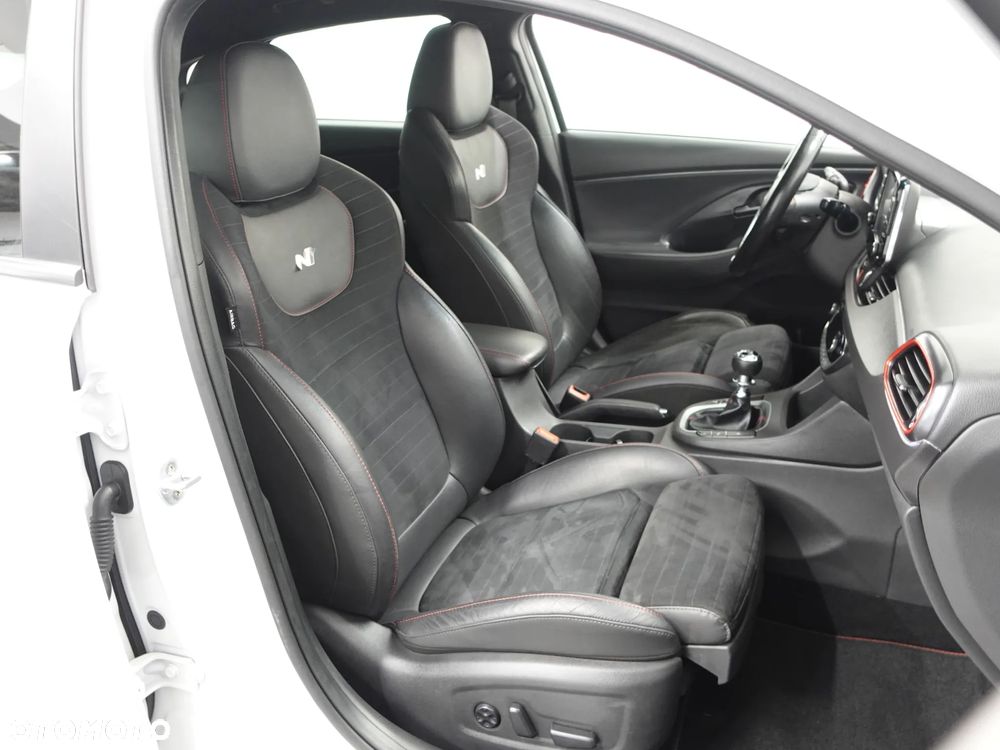 Hyundai i30 2.0 T-GDI N Performance - 25