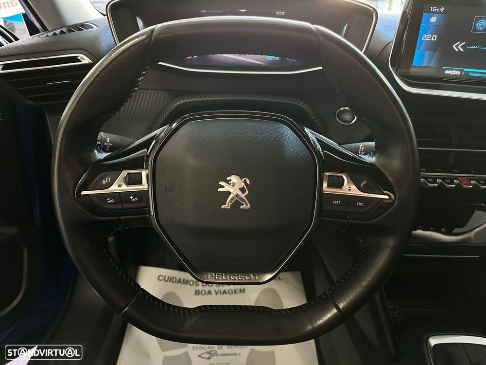 Peugeot 2008 1.2 PureTech Allure - 8