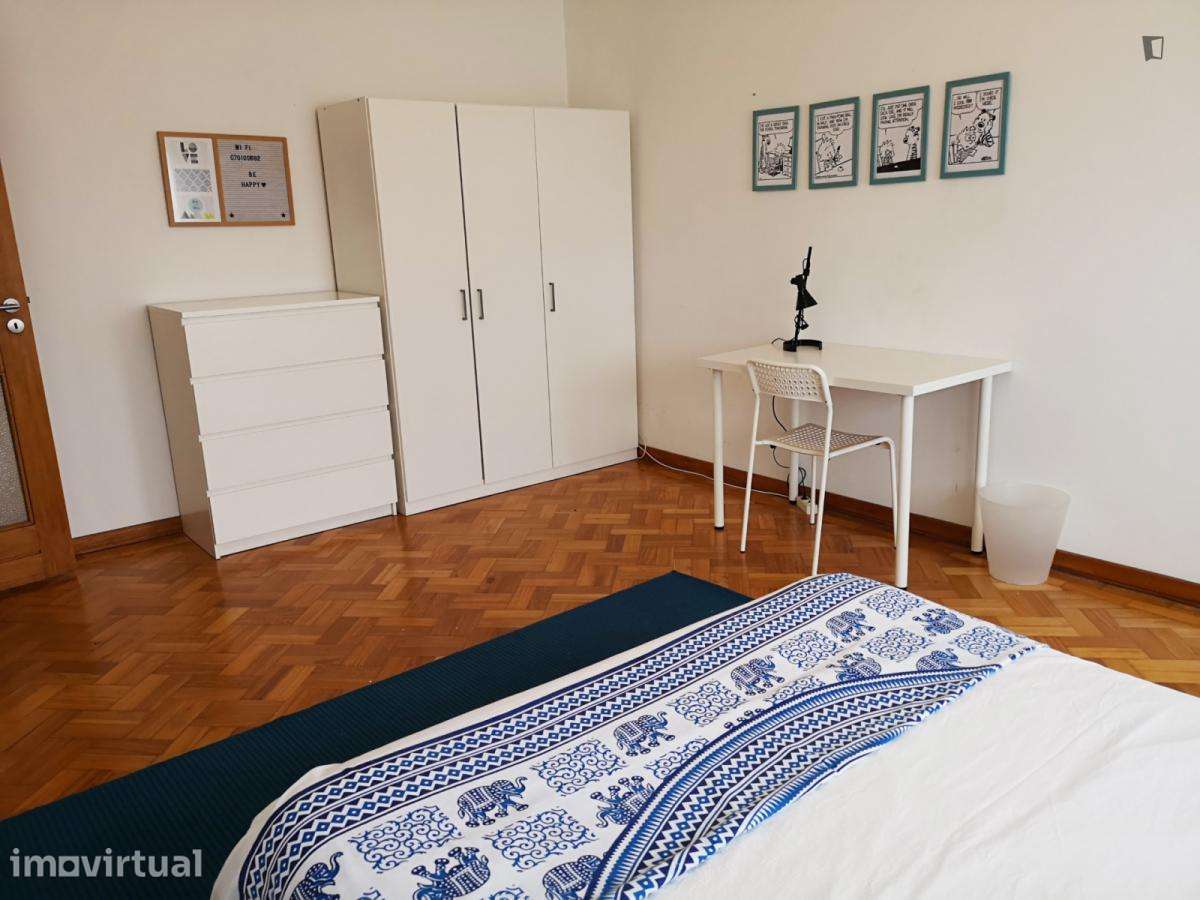 Apartamento com 5 quartos - localizado em Bonfim Porto - Grande imagem: 5/23