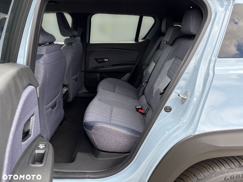 Renault 4 E-Tech 52kWh Comfort Range Techno - 13