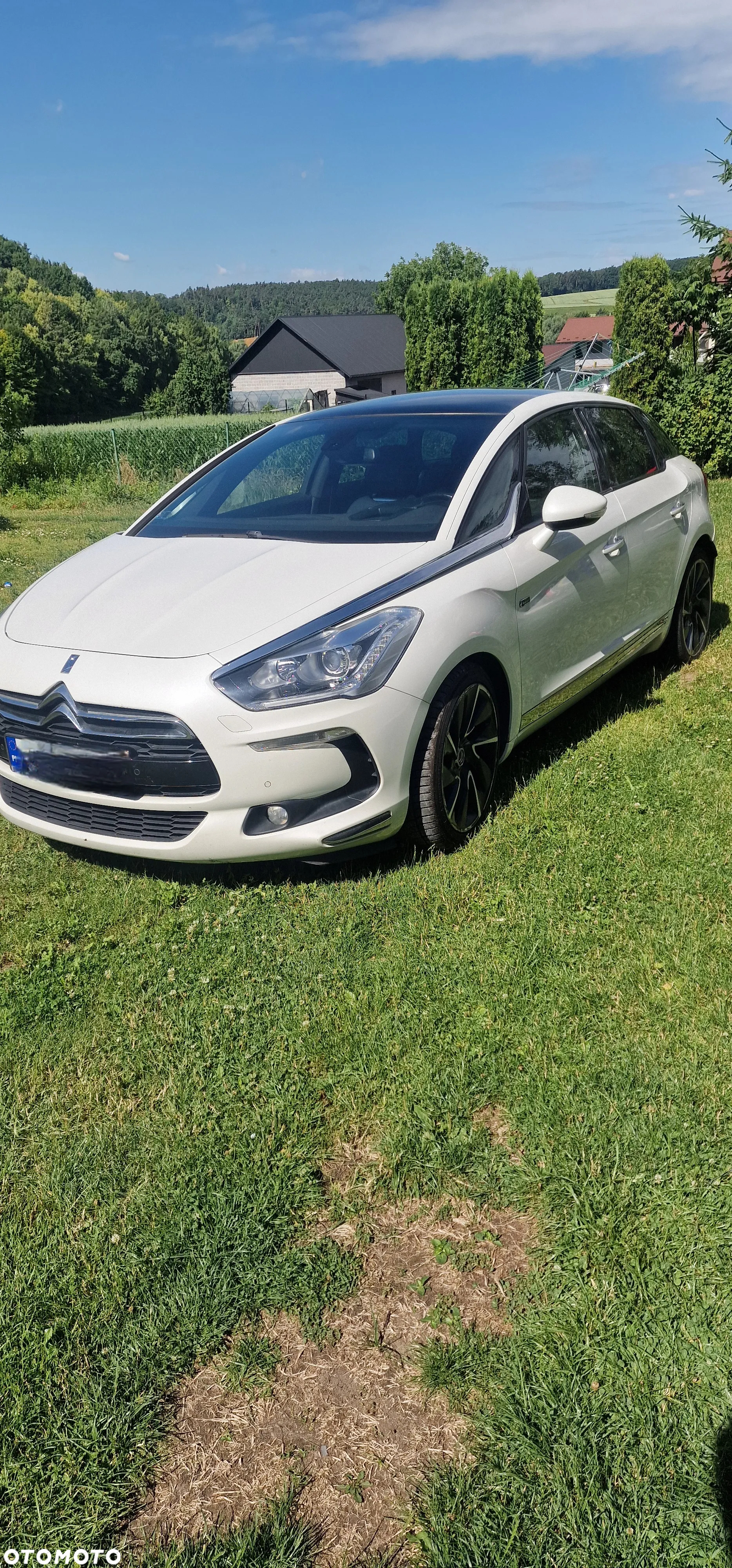 Citroën DS5 2.0 HDi Hybrid4 SoChic MCP - 2