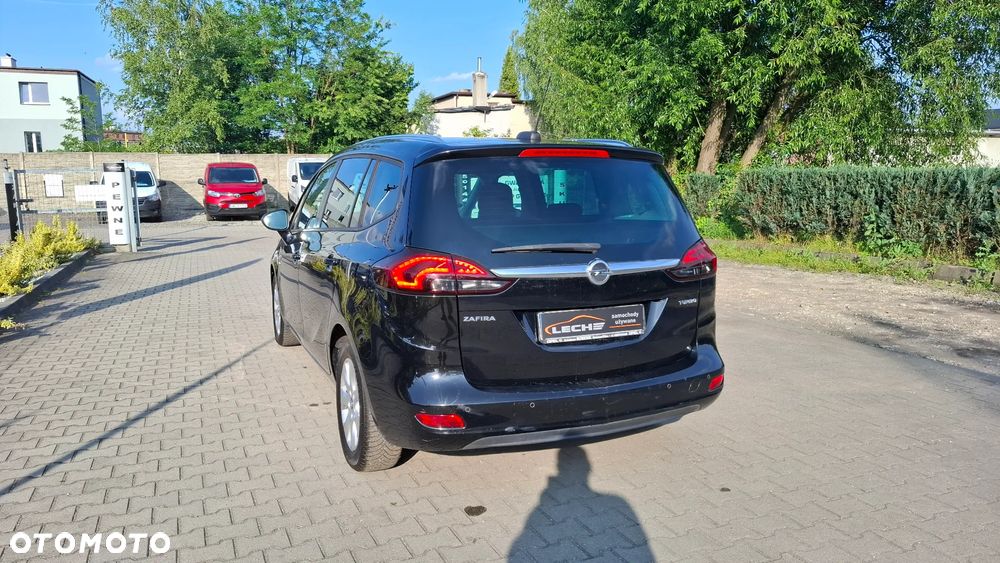 Opel Zafira - 26