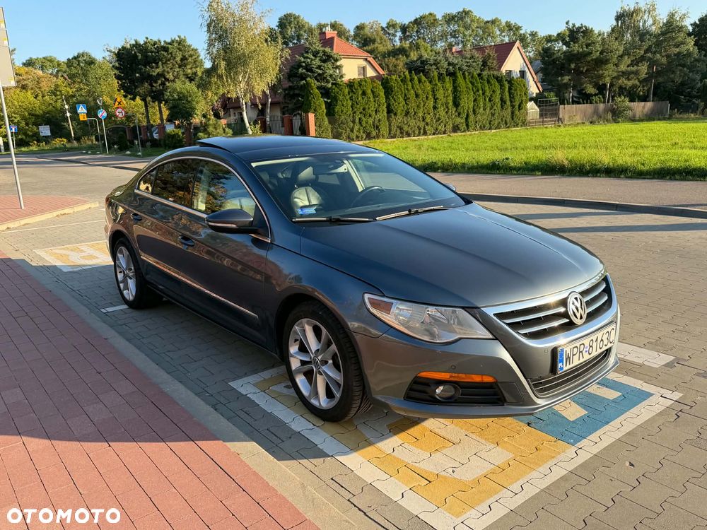 Volkswagen Passat CC - 2