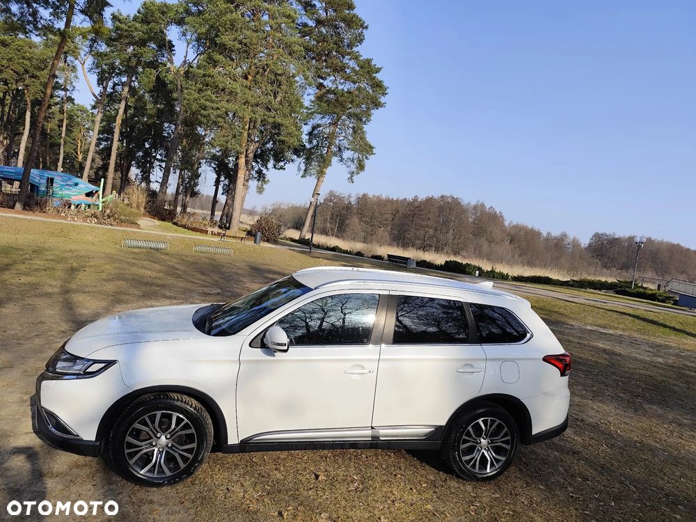 Mitsubishi Outlander - 5