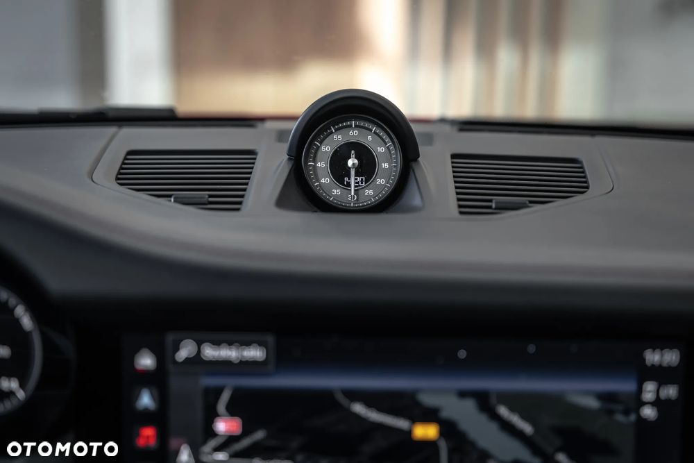 Porsche 911 - 32