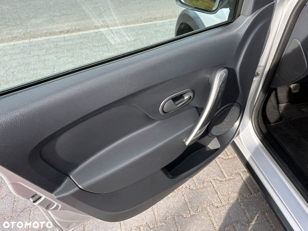 Dacia Sandero TCe 90 (S&S) Comfort - 8