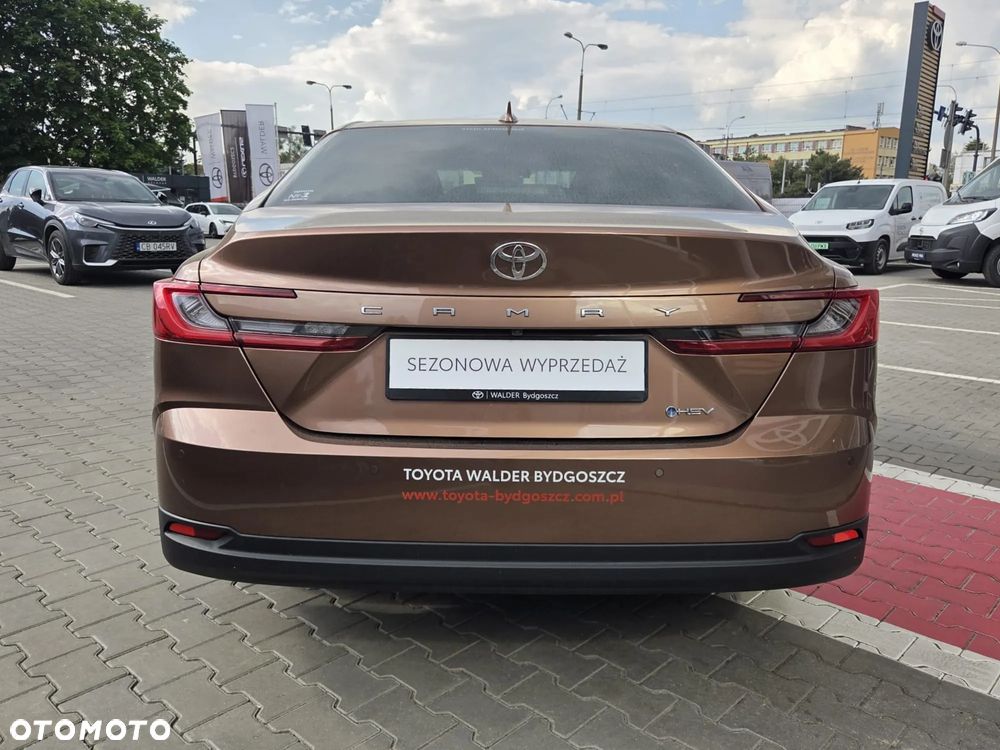 Toyota Camry 2.5 Hybrid Prestige CVT - 6