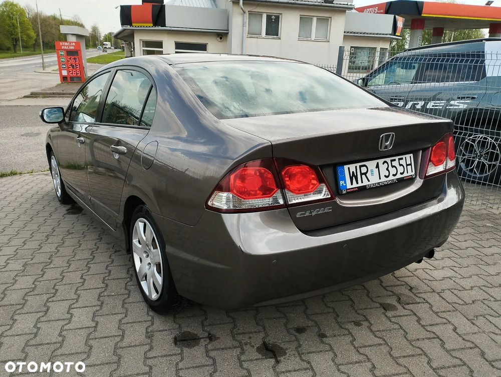Honda Civic 1.8 Comfort - 4