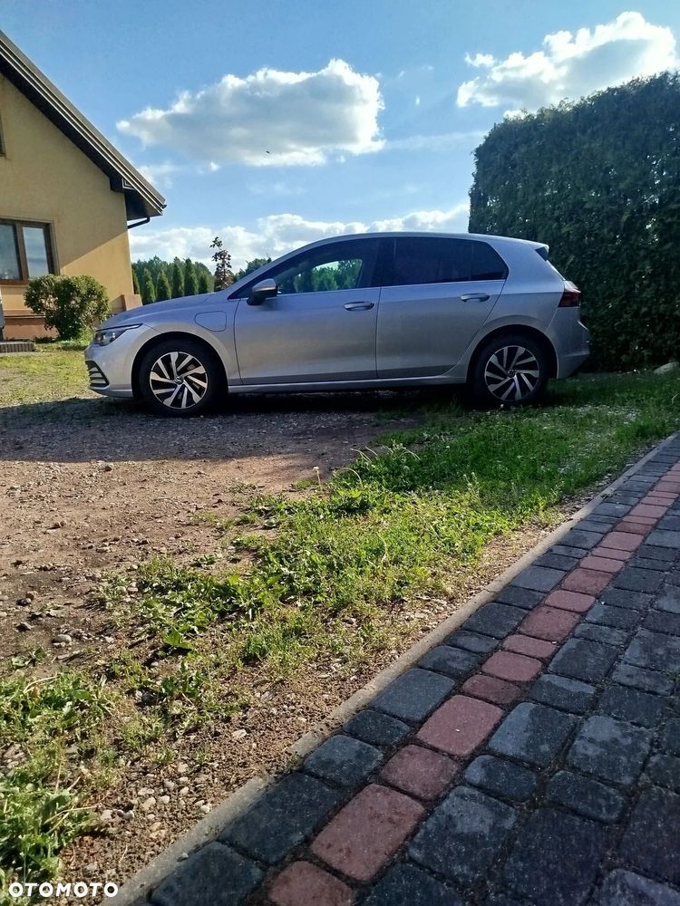 Volkswagen Golf 1.4 TSI Plug-In Hybrid Style DSG - 4