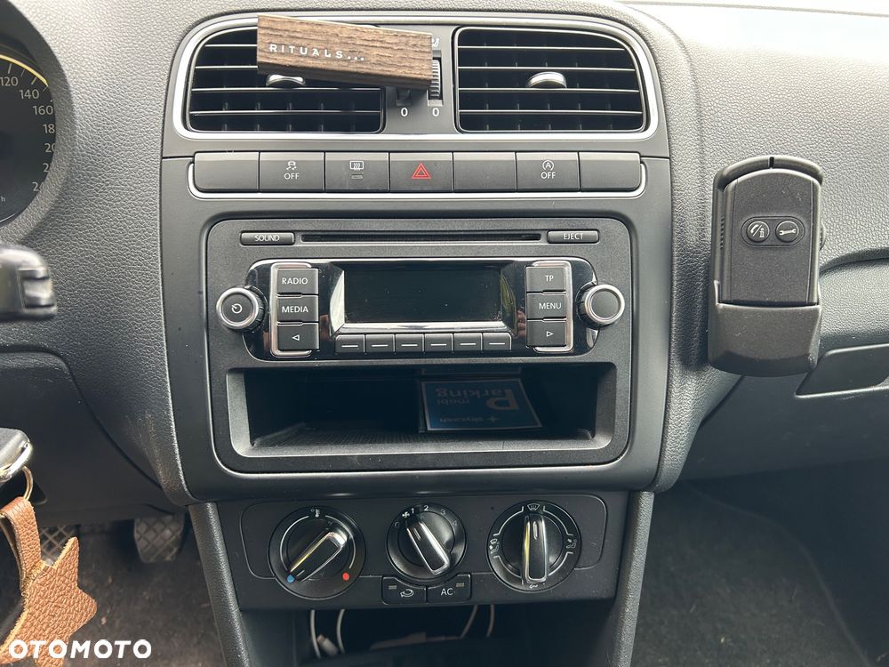 Volkswagen Polo - 8