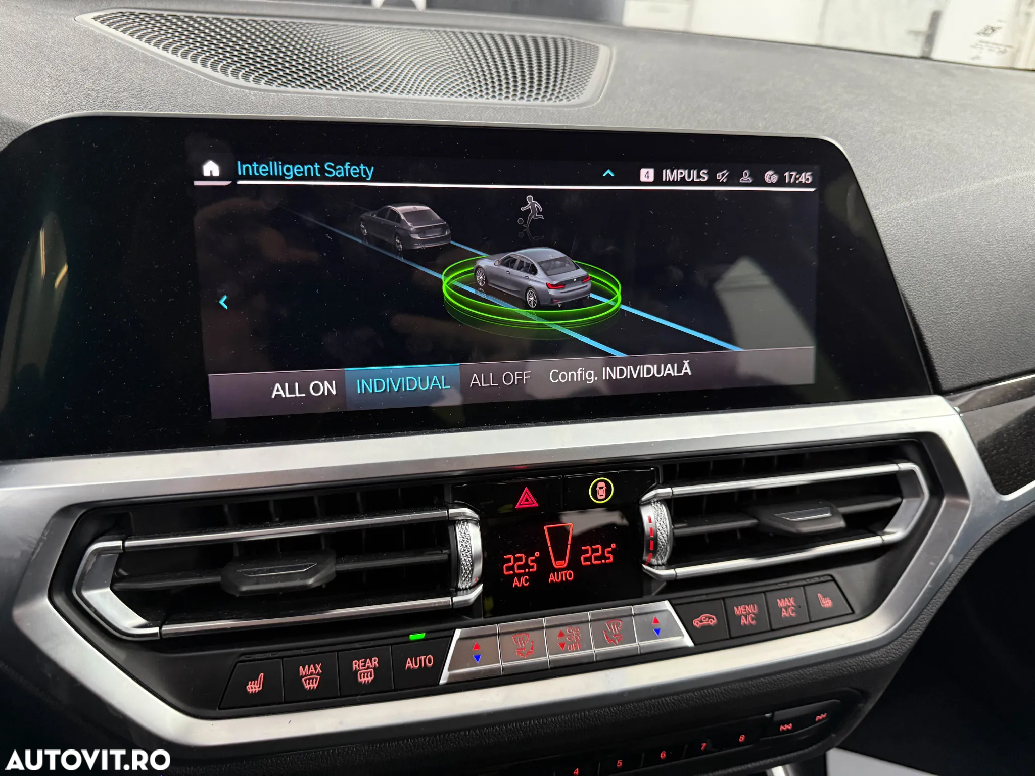 BMW Seria 3 330e Aut. Sport Line - 30