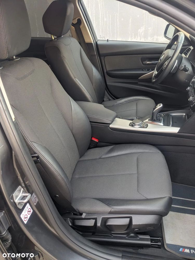 BMW Seria 3 320d xDrive Edition Luxury Line Purity - 5