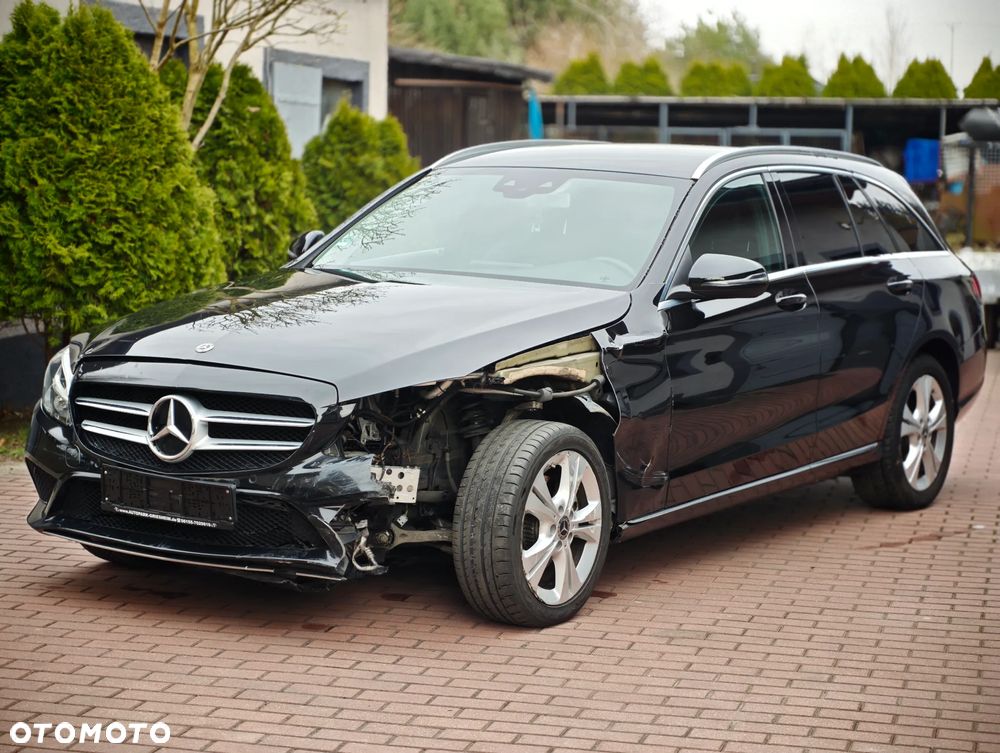 Mercedes-Benz Klasa C 220 d 9G-TRONIC Avantgarde - 4