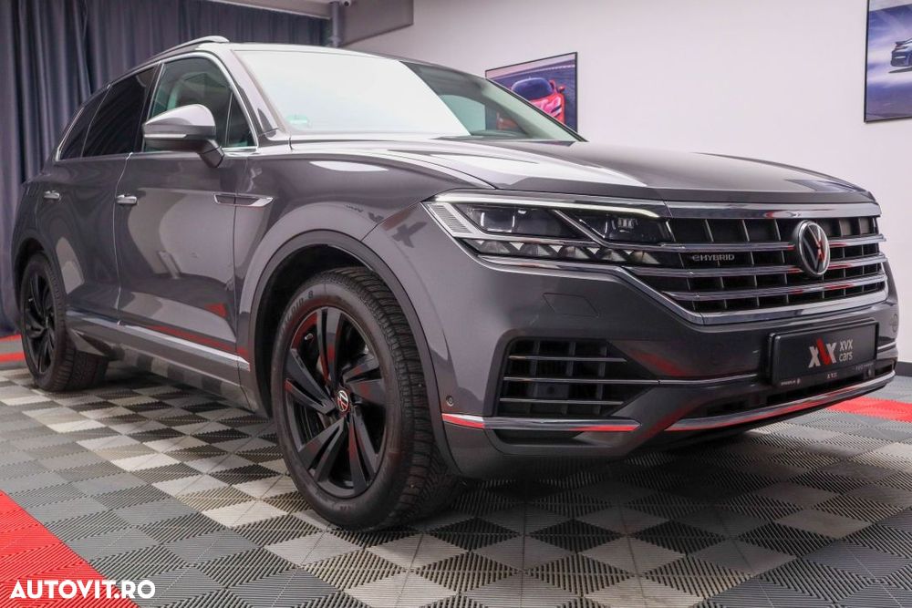 Volkswagen Touareg - 11