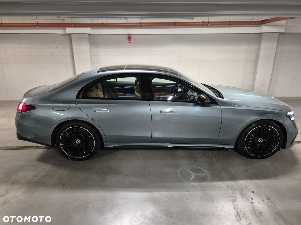 Mercedes-Benz Klasa E 200 AMG - 4
