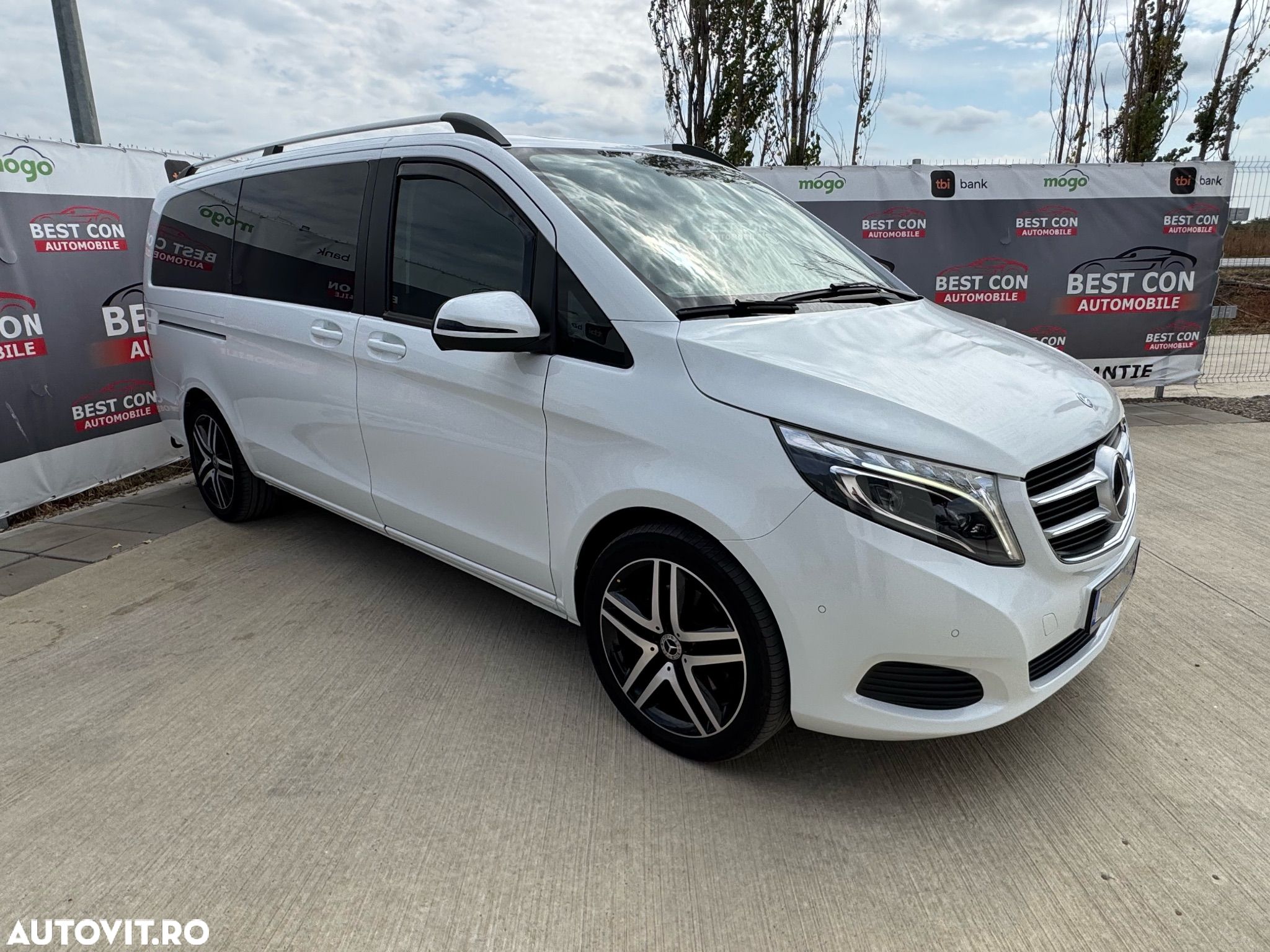 Mercedes-Benz V 250 (BlueTEC) d lang 7G-TRONIC - 1