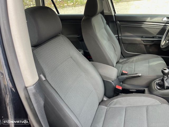 VW Golf Variant 1.6 TDi Confortline - 18