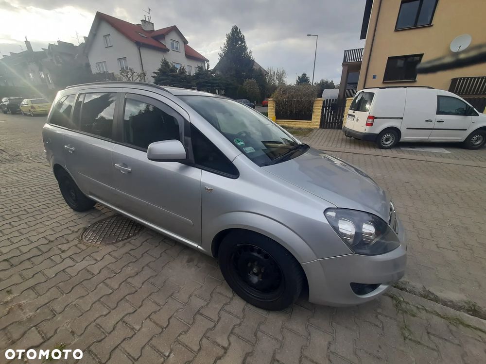 Opel Zafira - 7
