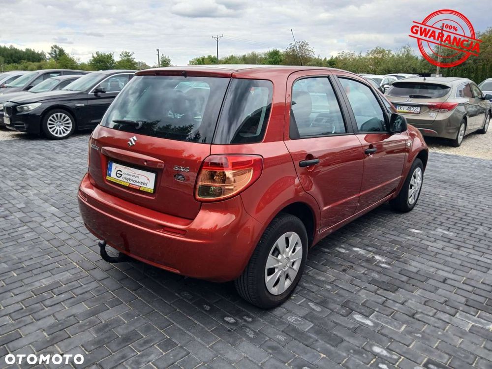 Suzuki SX4 - 10
