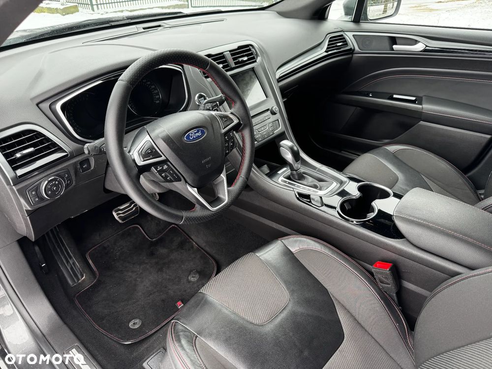 Ford Mondeo SW 2.0 TDCi S&S PowerShift-Aut ST-Line - 9
