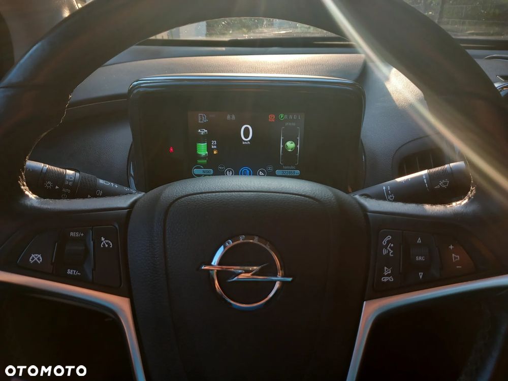 Opel Ampera - 26