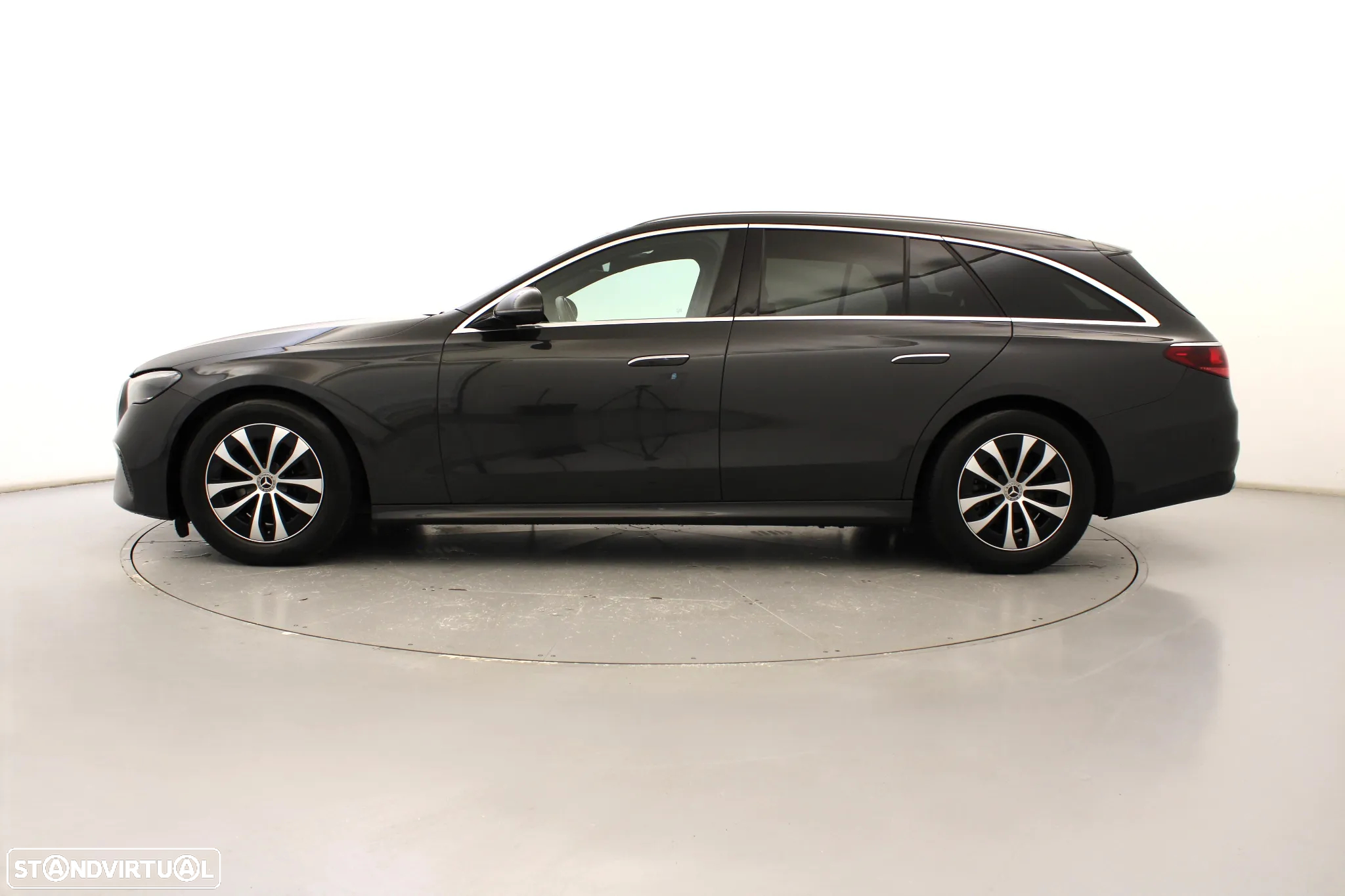 Mercedes-Benz E 220 d - 12