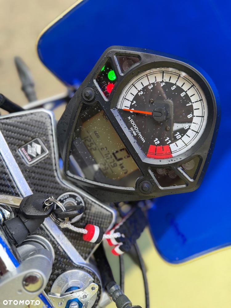 Suzuki SV - 39
