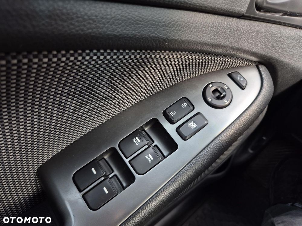 Kia Optima 1.7 CRDi M - 23