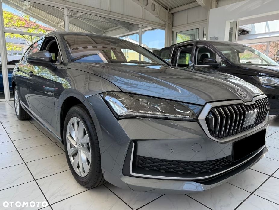 Skoda Superb 2.0 TDI SCR 4x4 Edition 130 DSG - 4