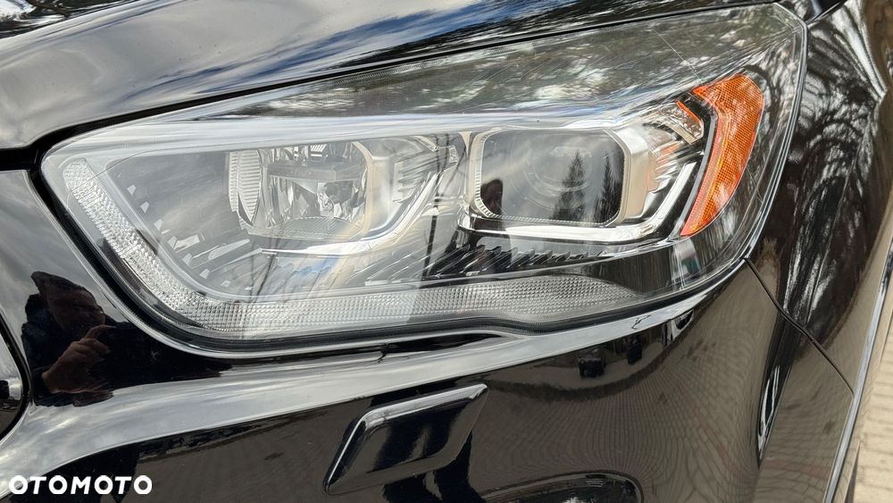 Ford Kuga 1.5 EcoBoost 2x4 ST-Line - 18