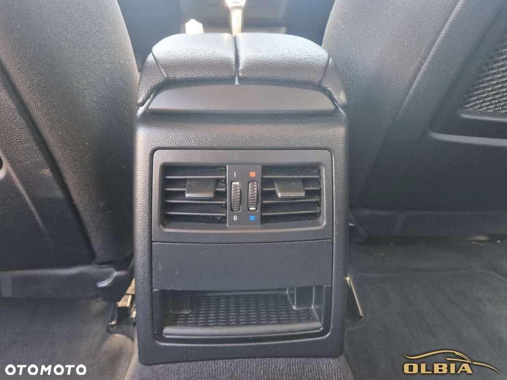 BMW Seria 3 - 22