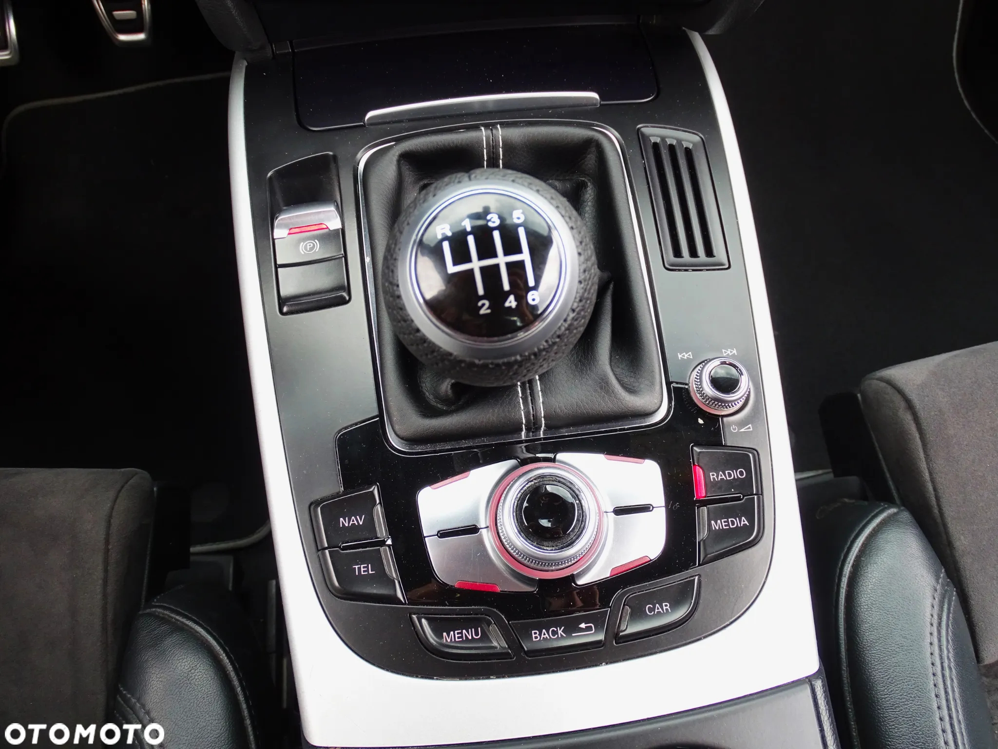 Audi A5 Cabrio 2.0 TDI DPF (clean diesel) quattro - 13
