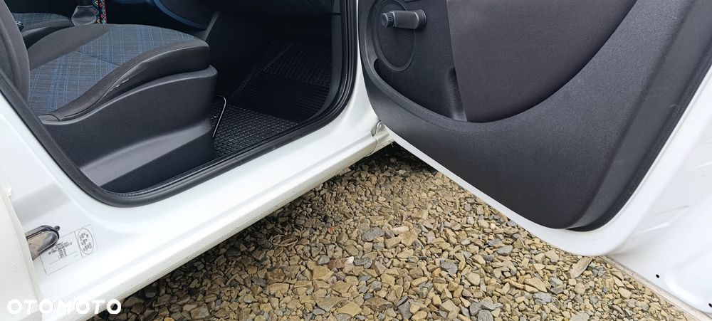 Renault Clio - 10