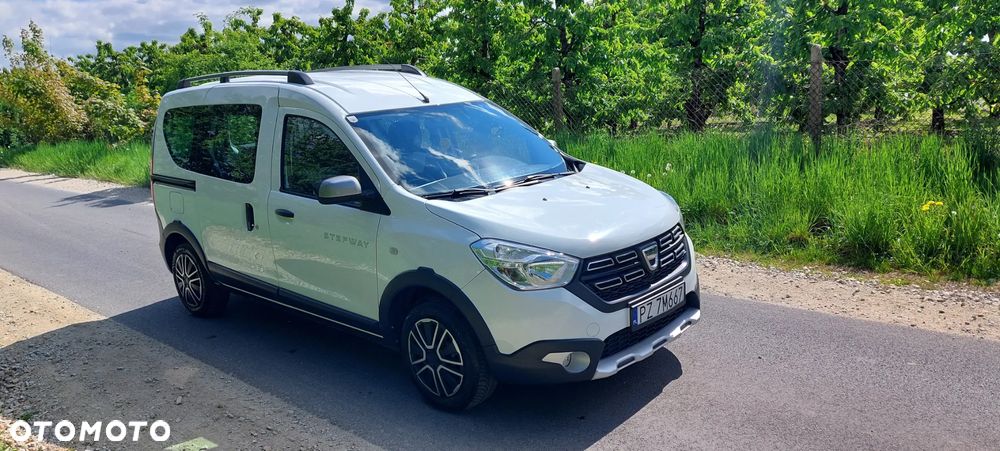 Dacia Dokker SCe 100 Stepway - 2
