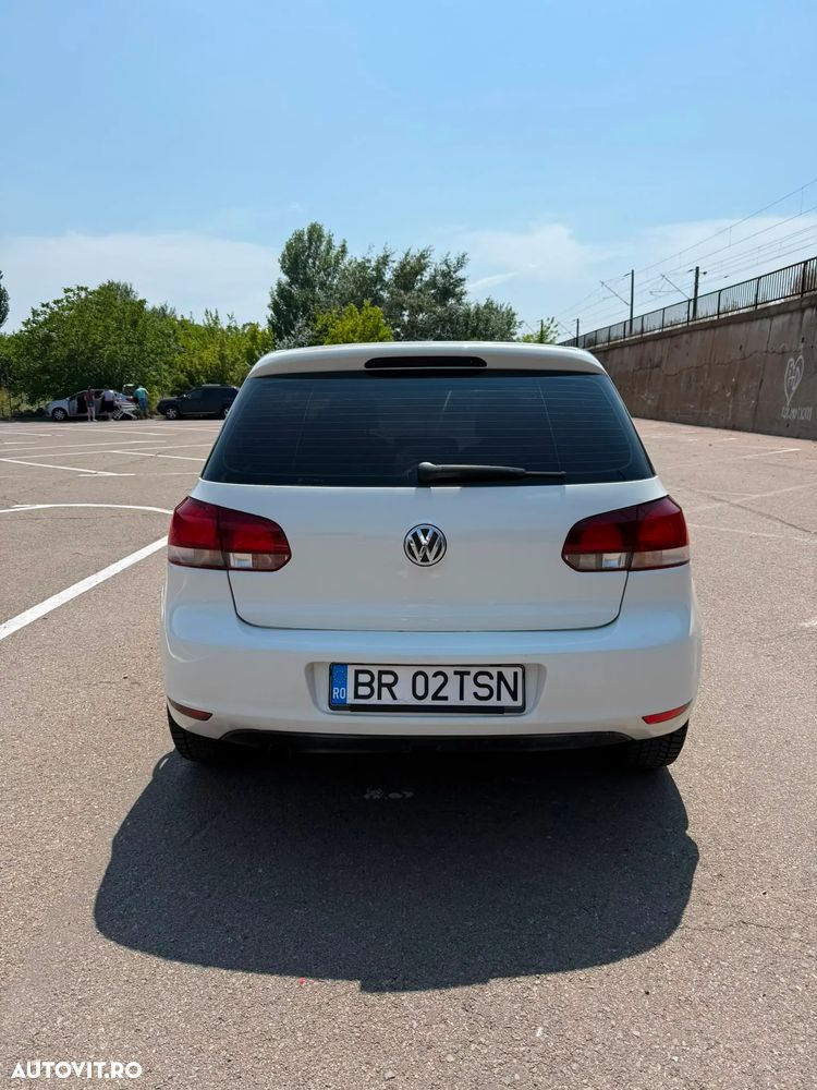 Volkswagen Golf 1.6 TDI BlueMotion Technology DPF Highline DSG - 1