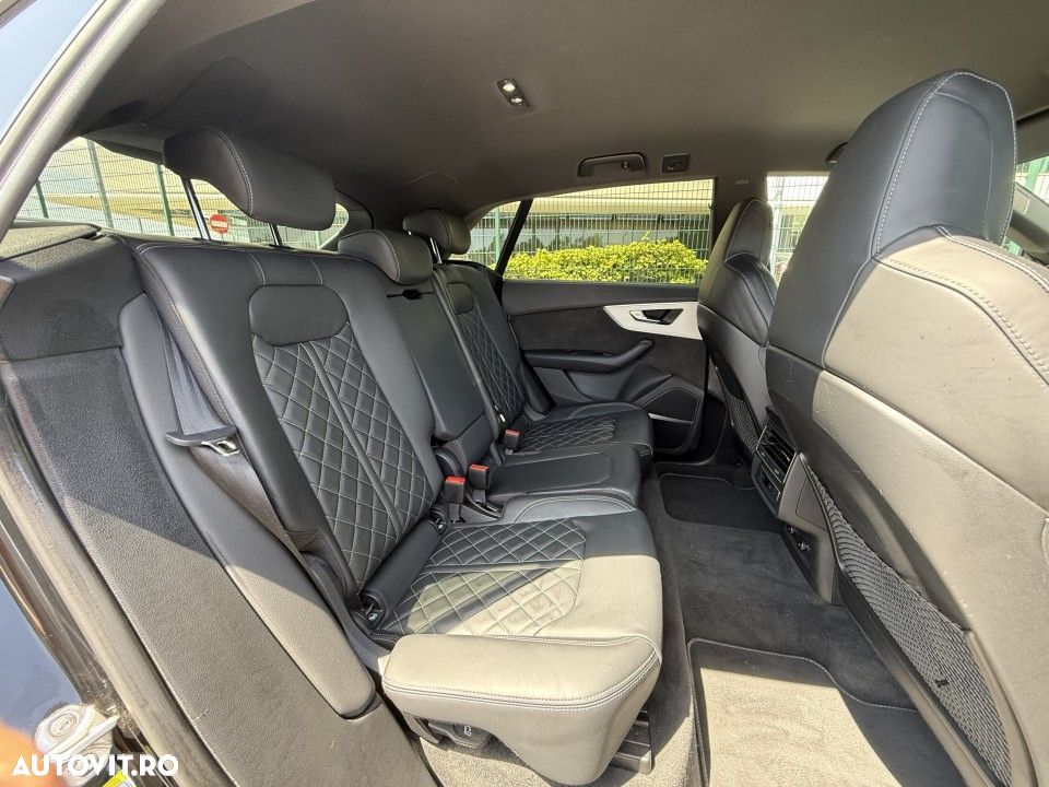Audi Q8 - 20